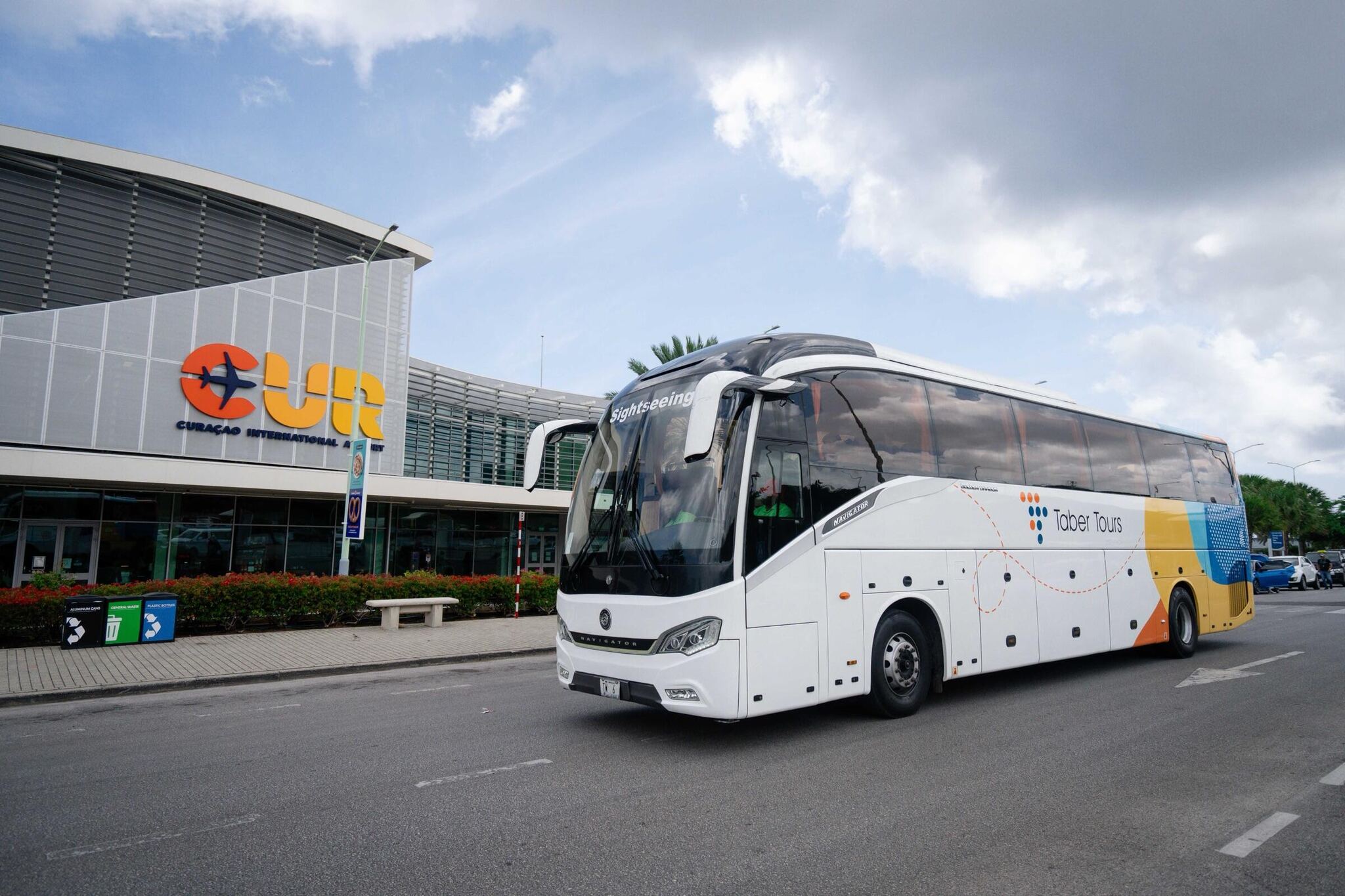 Taber Tours full-size coach — Large group touring, cruise shore excursions, and shared transfers